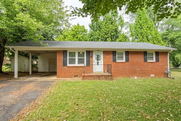1608 Belmont Dr, Murray, KY